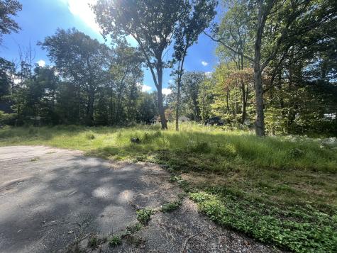 282 Deepwood Drive Hebron CT 06231