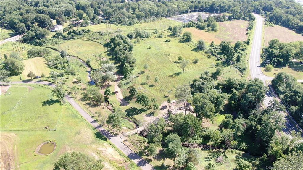 32 Pleasant Road Enfield CT 06082