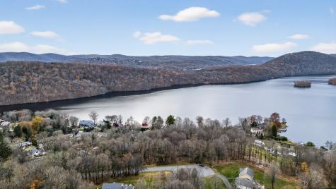 7 Eagle Drive New Milford CT 06776