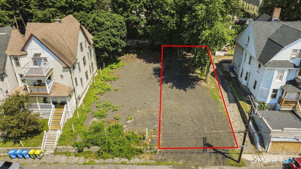 18 Ridgewood Street Waterbury CT 06710