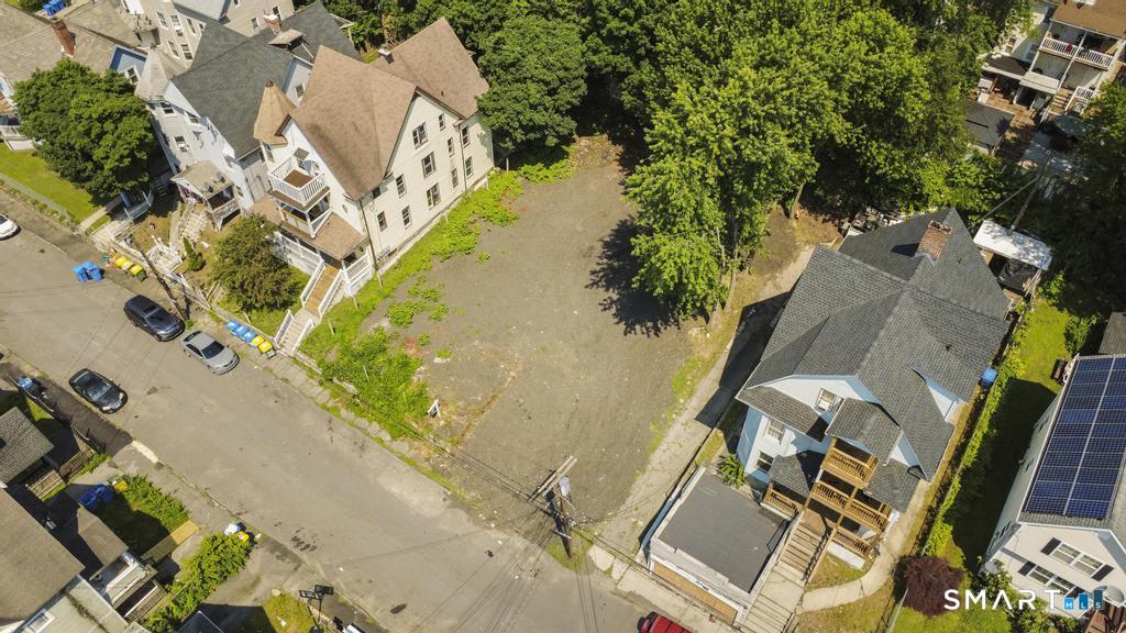 18 Ridgewood Street Waterbury CT 06710