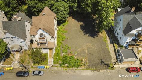 18 Ridgewood Street Waterbury CT 06710