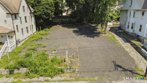 18 Ridgewood Street Waterbury CT 06710