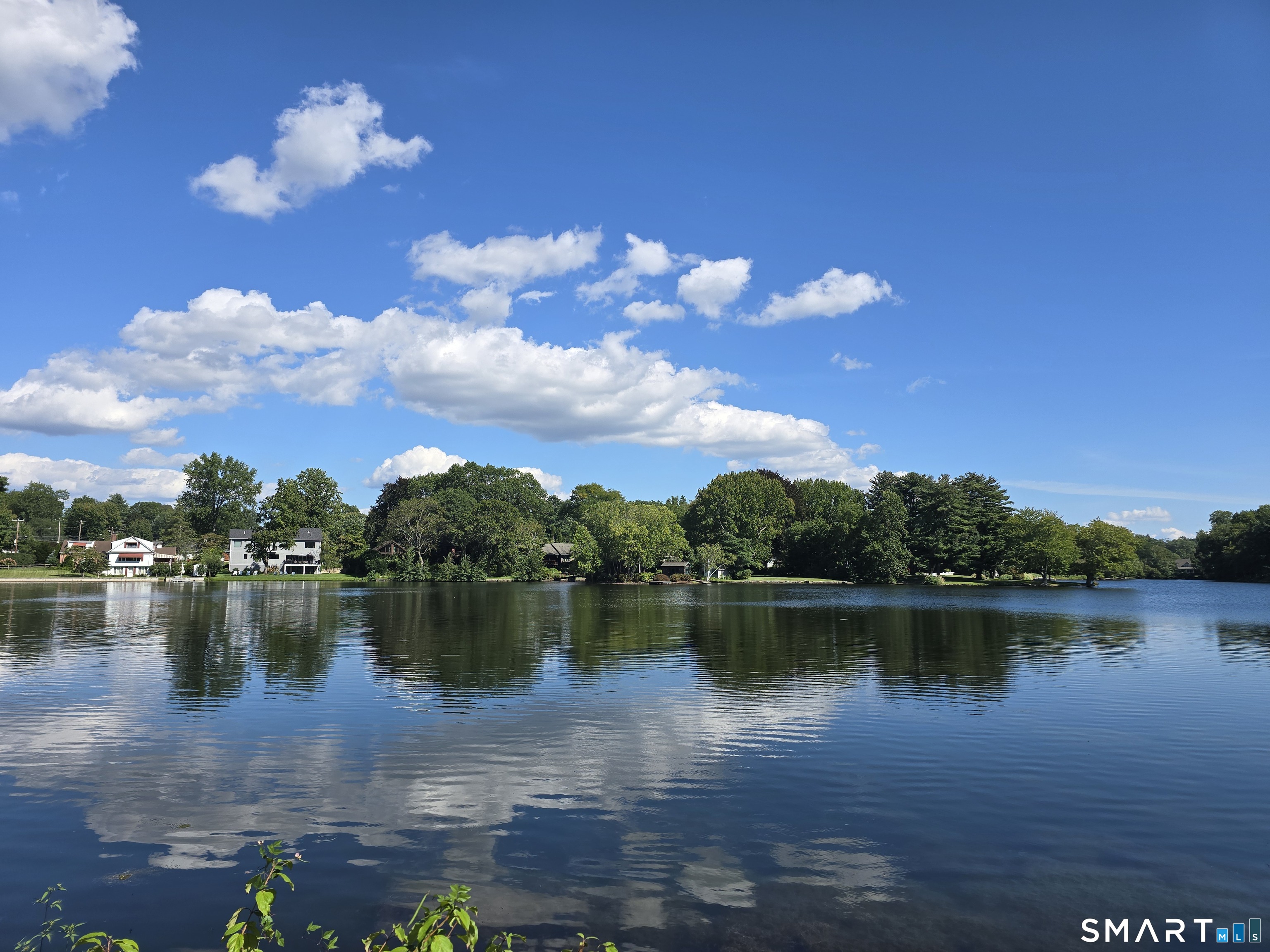 9066 Woodpond Road Farmington CT 06106