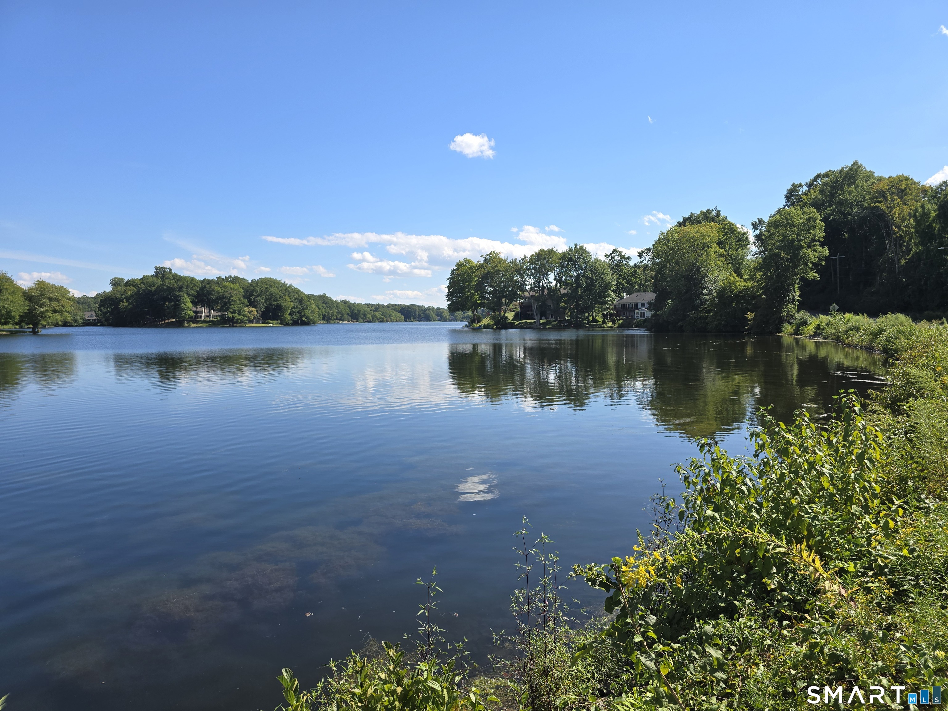 9066 Woodpond Road Farmington CT 06106