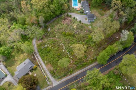 23-B Old Norwich Road Waterford CT 06375