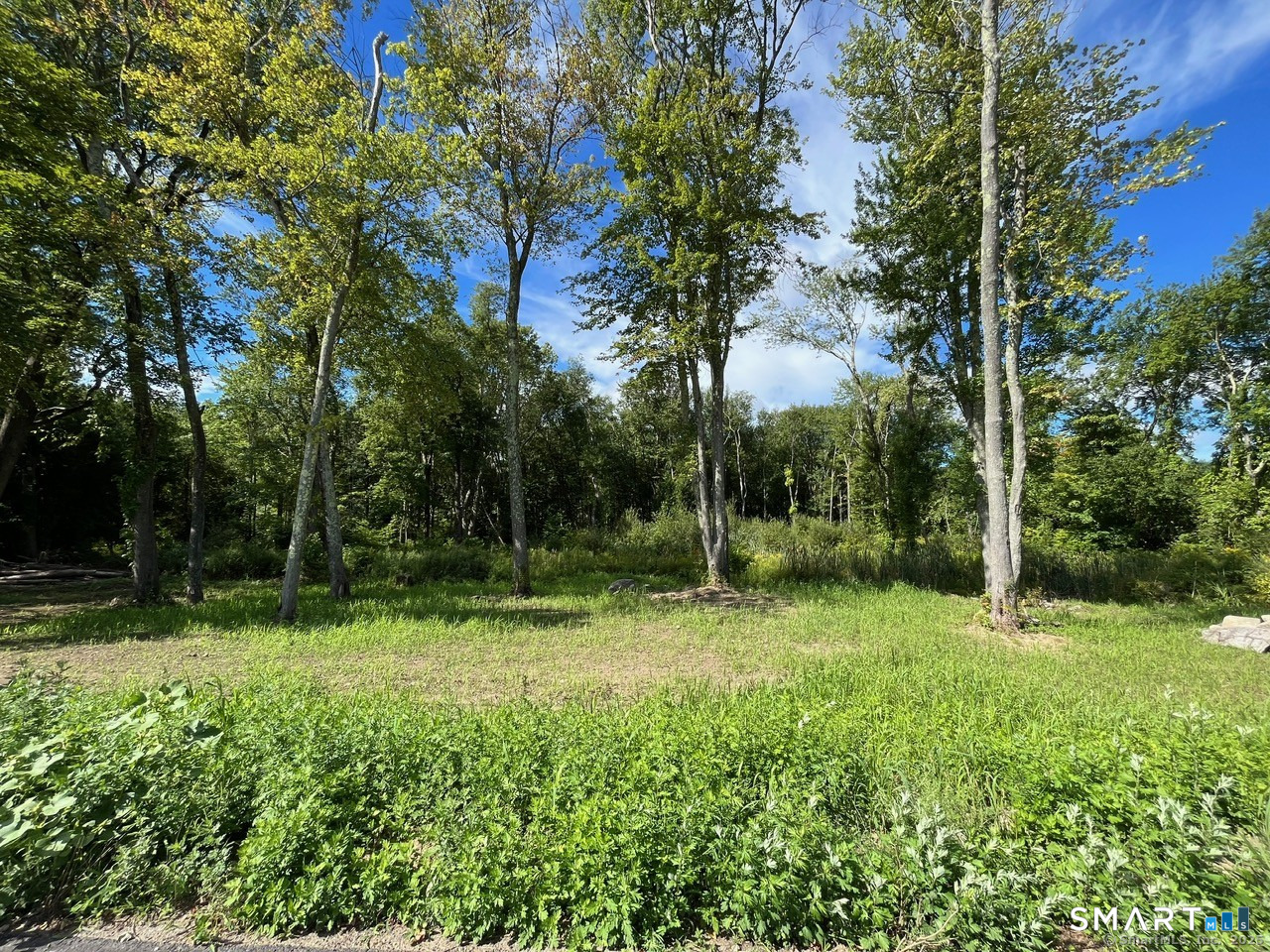 26 100 Acres Road Newtown CT 06470