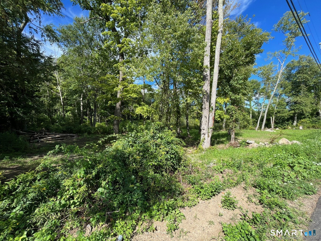 26 100 Acres Road Newtown CT 06470