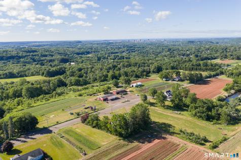 810 Dunbar Hill Road Hamden CT 06514
