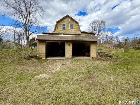 241 Niantic River Road Waterford CT 06385