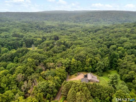 383 Newton Road Woodbridge CT 06525