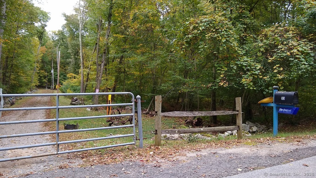 Chowanec Road Columbia CT 06237