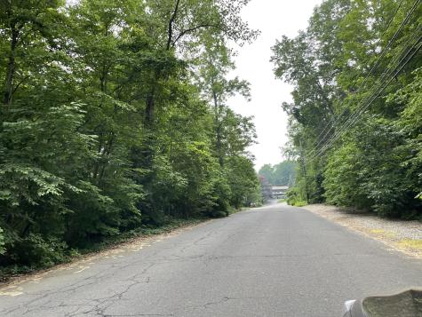 16 Morningcrest Drive West Hartford CT 06117