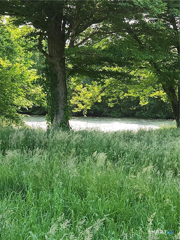 100 Kahn Road Franklin CT 06254