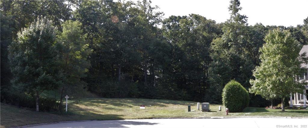 10 Pear Grove East Lyme CT 06333