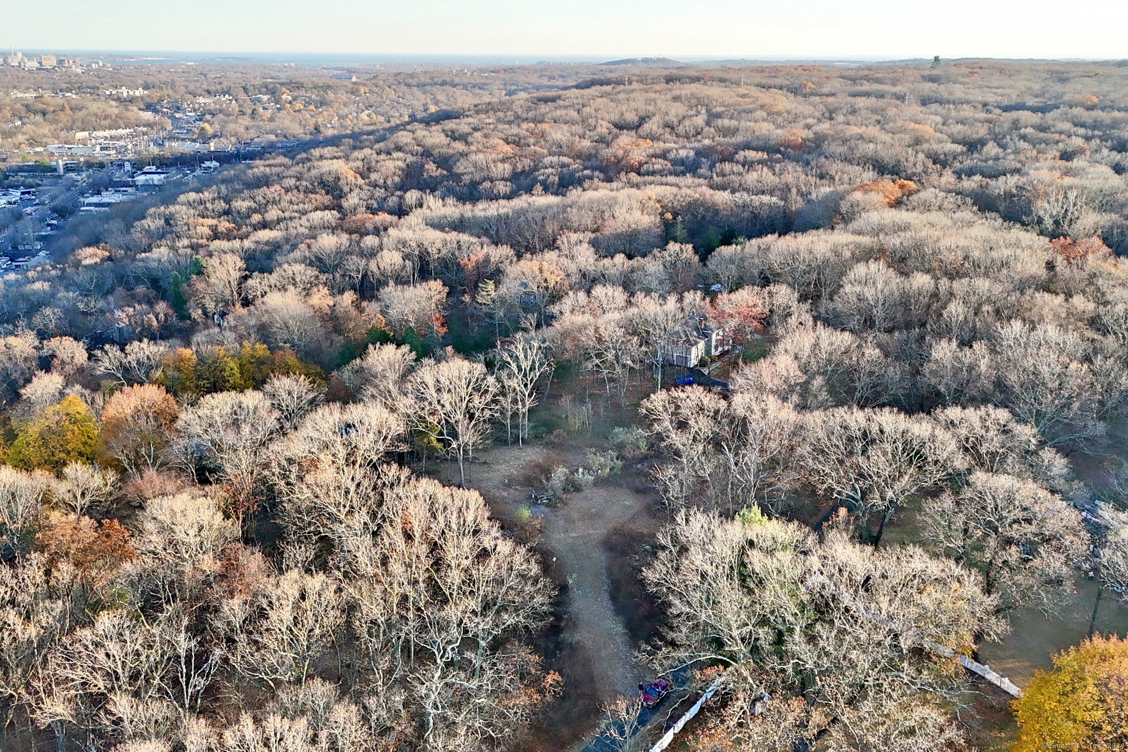24 Burma Road Woodbridge CT 06525