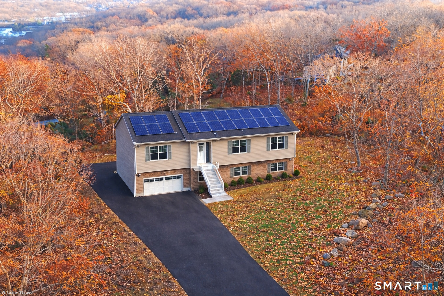24 Burma Road Woodbridge CT 06525