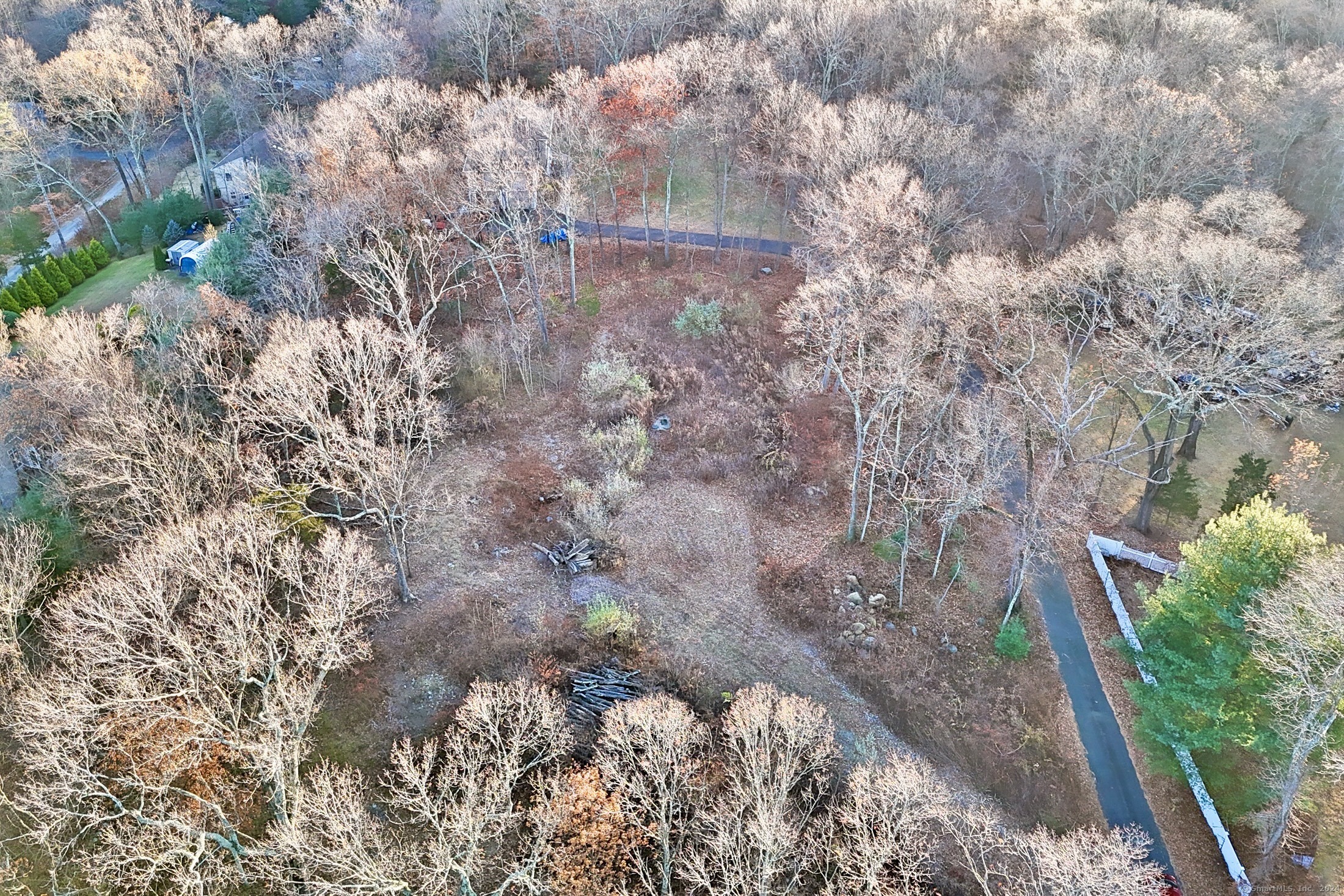 24 Burma Road Woodbridge CT 06525