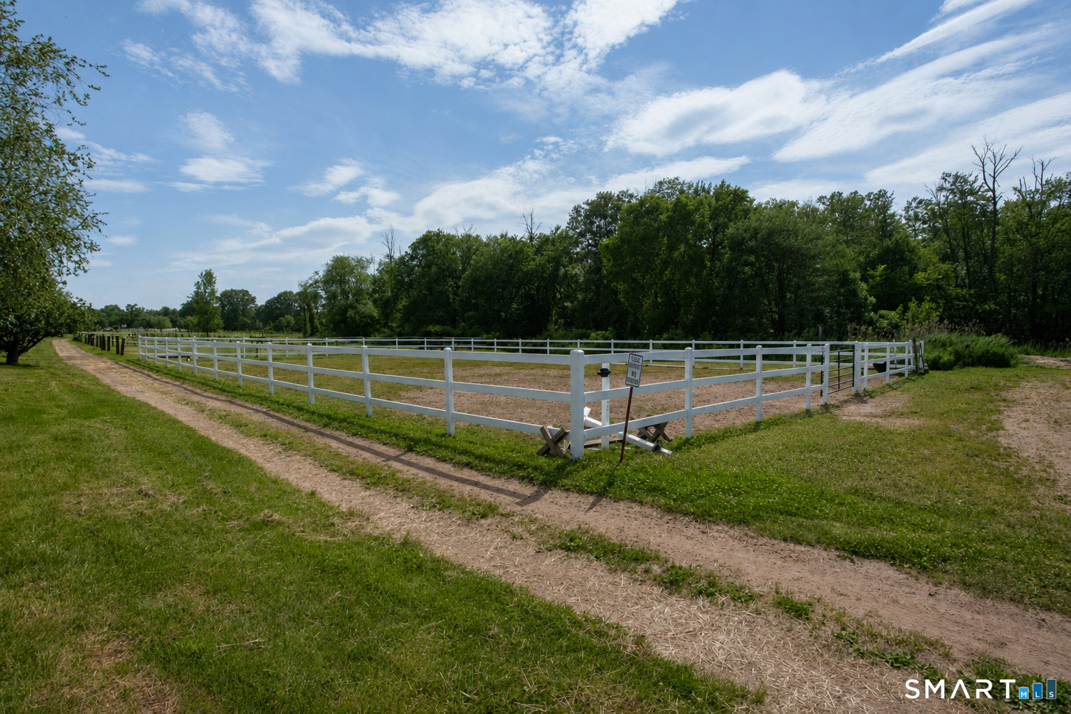 85 East Street East Granby CT 06026