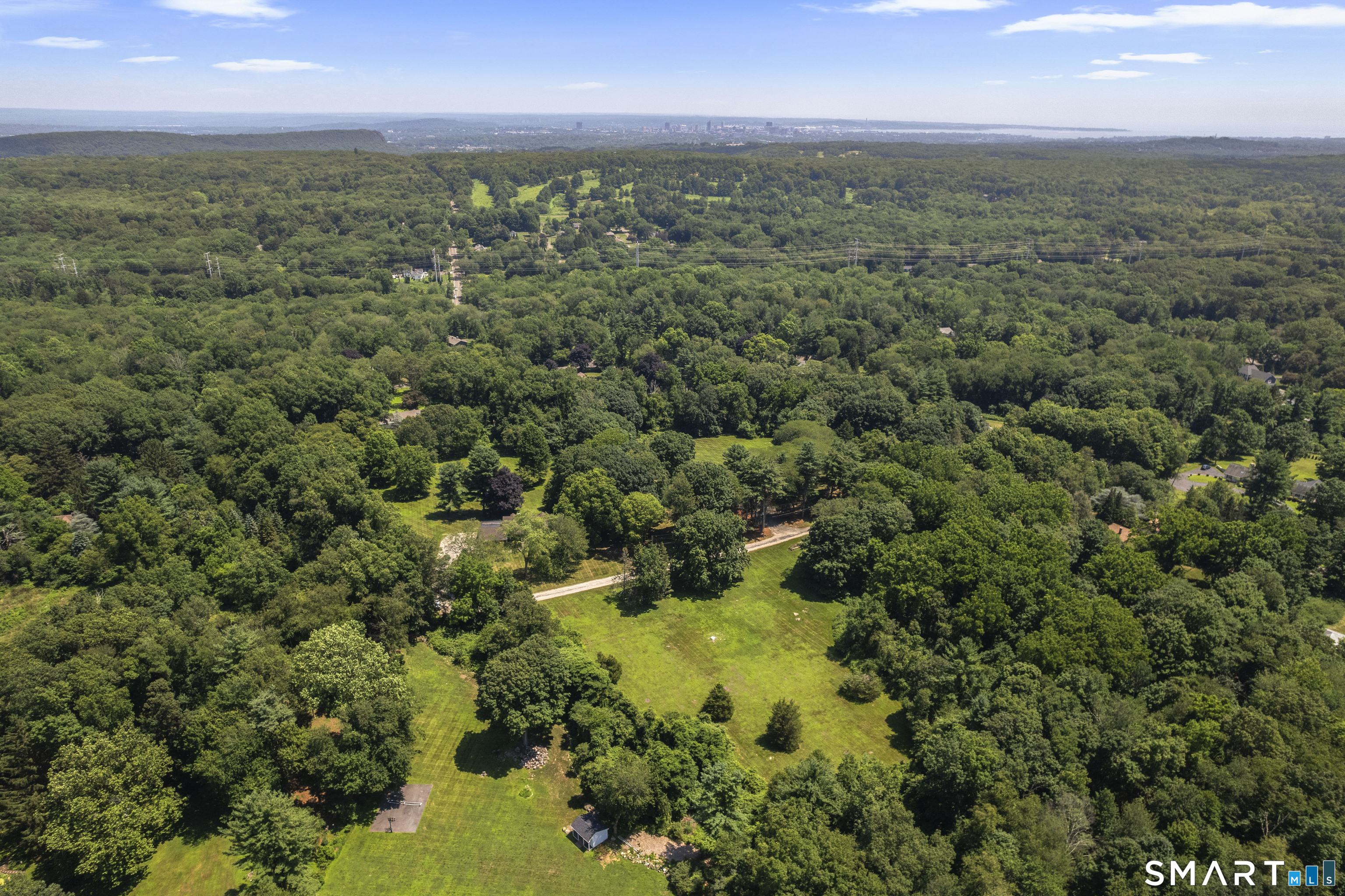 107 Ansonia Road Woodbridge CT 06525