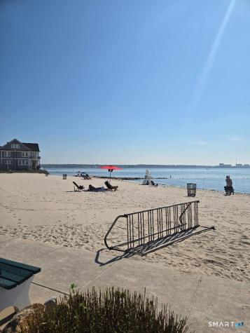 Central Avenue East Lyme CT 06357