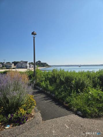 Central Avenue East Lyme CT 06357