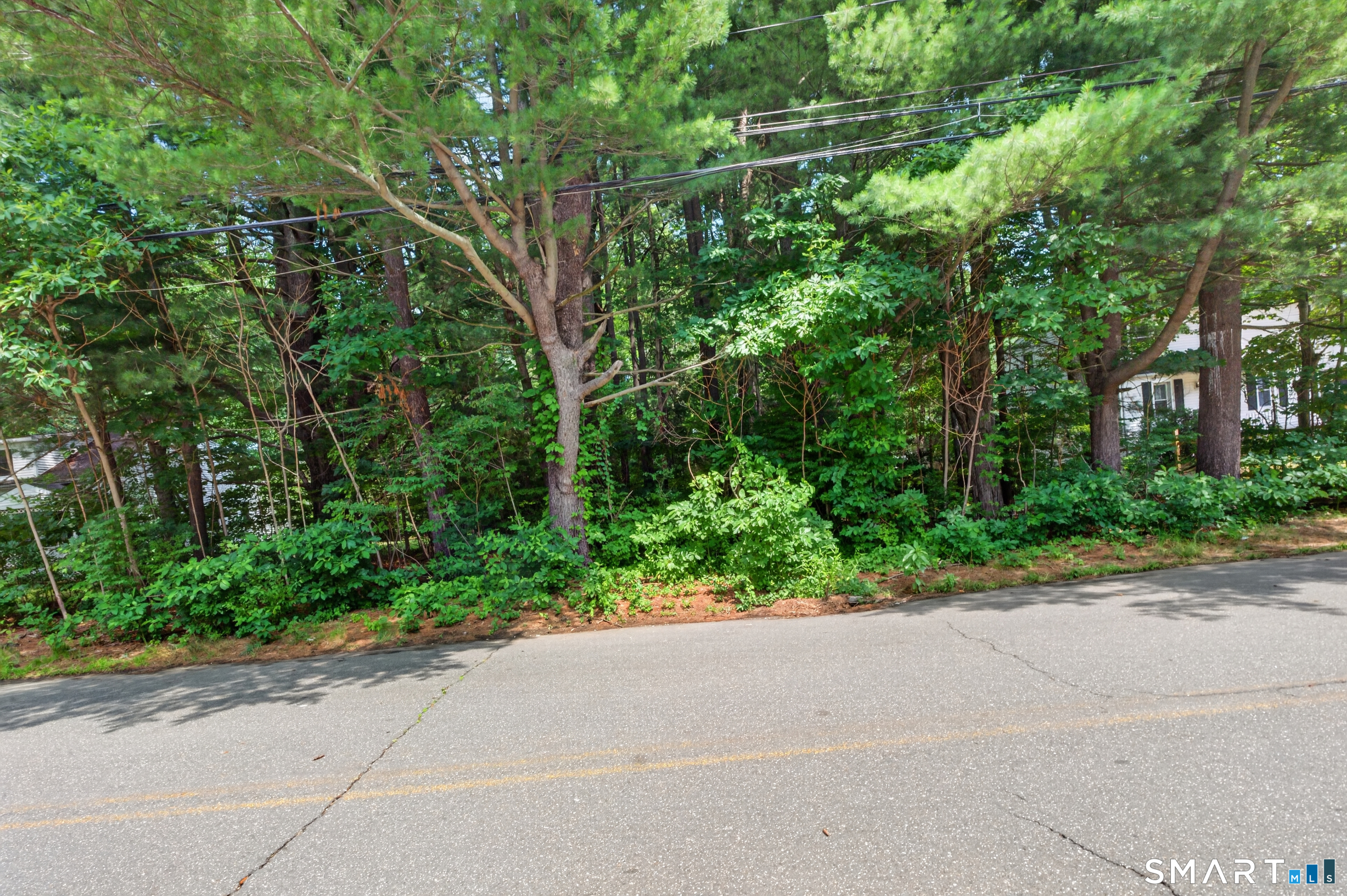 44 Ezra Street North Haven CT 06473