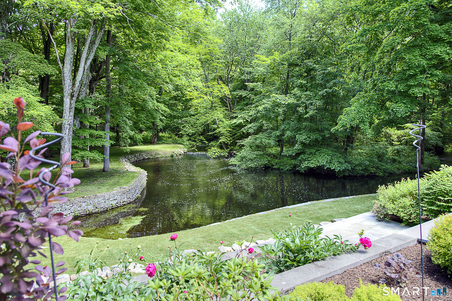 637 Valley Road New Canaan CT 06840