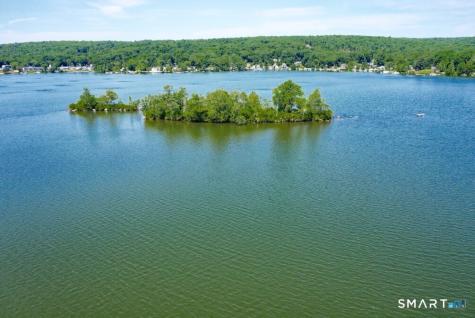 3 Island East Hampton CT 06424