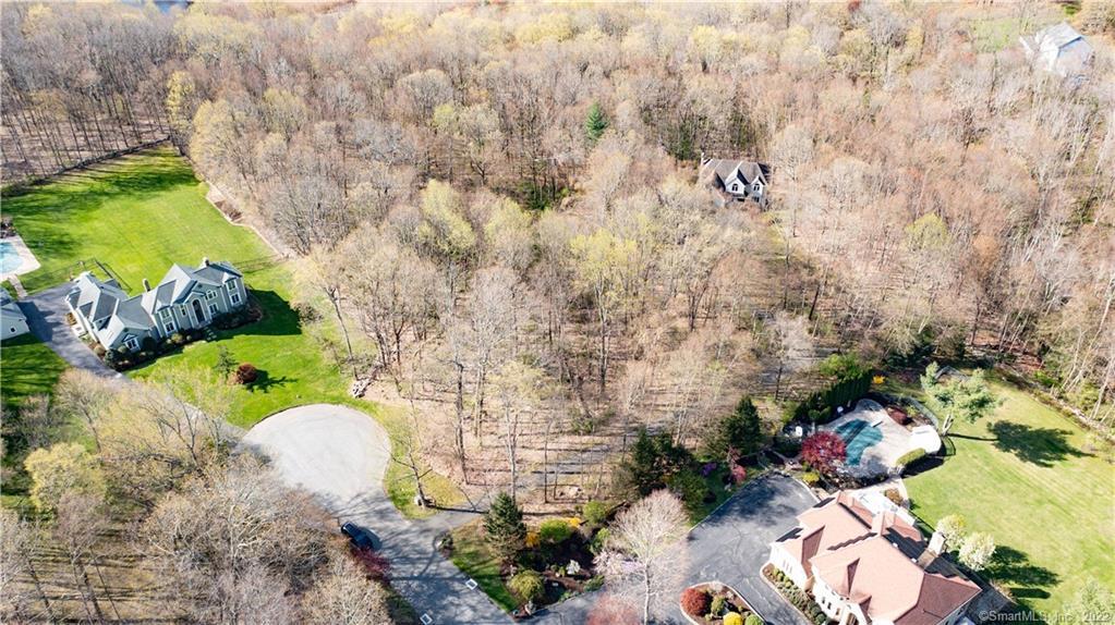 14 Edna Court Brookfield CT 06804