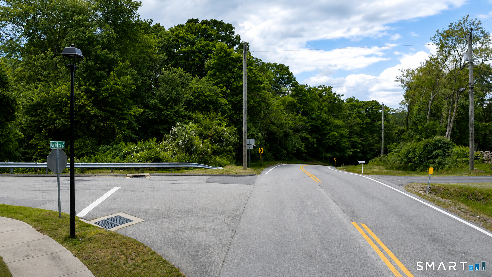 1405 Pequot Trail Stonington CT 06378
