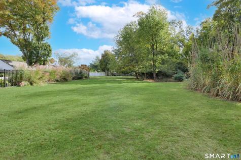 372 Rowland Road Fairfield CT 06824