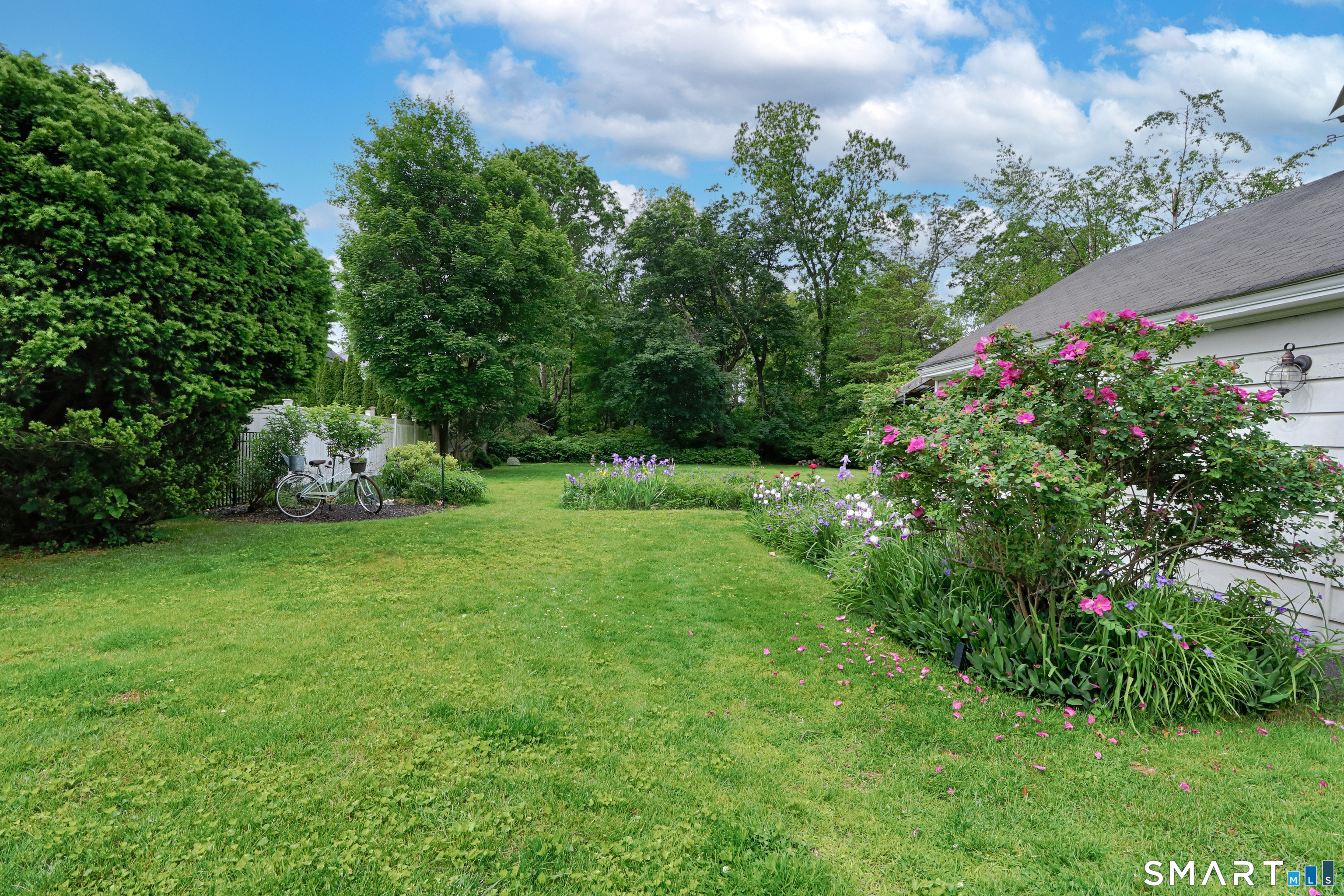372 Rowland Road Fairfield CT 06824