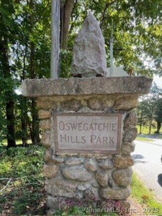 20 North Road East Lyme CT 06357