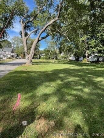 20 North Road East Lyme CT 06357