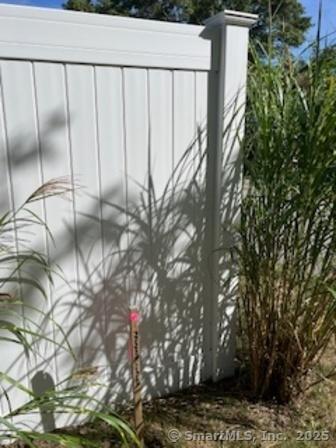 20 North Road East Lyme CT 06357