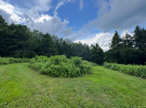 135 Noble Hill Road Montville CT 06370