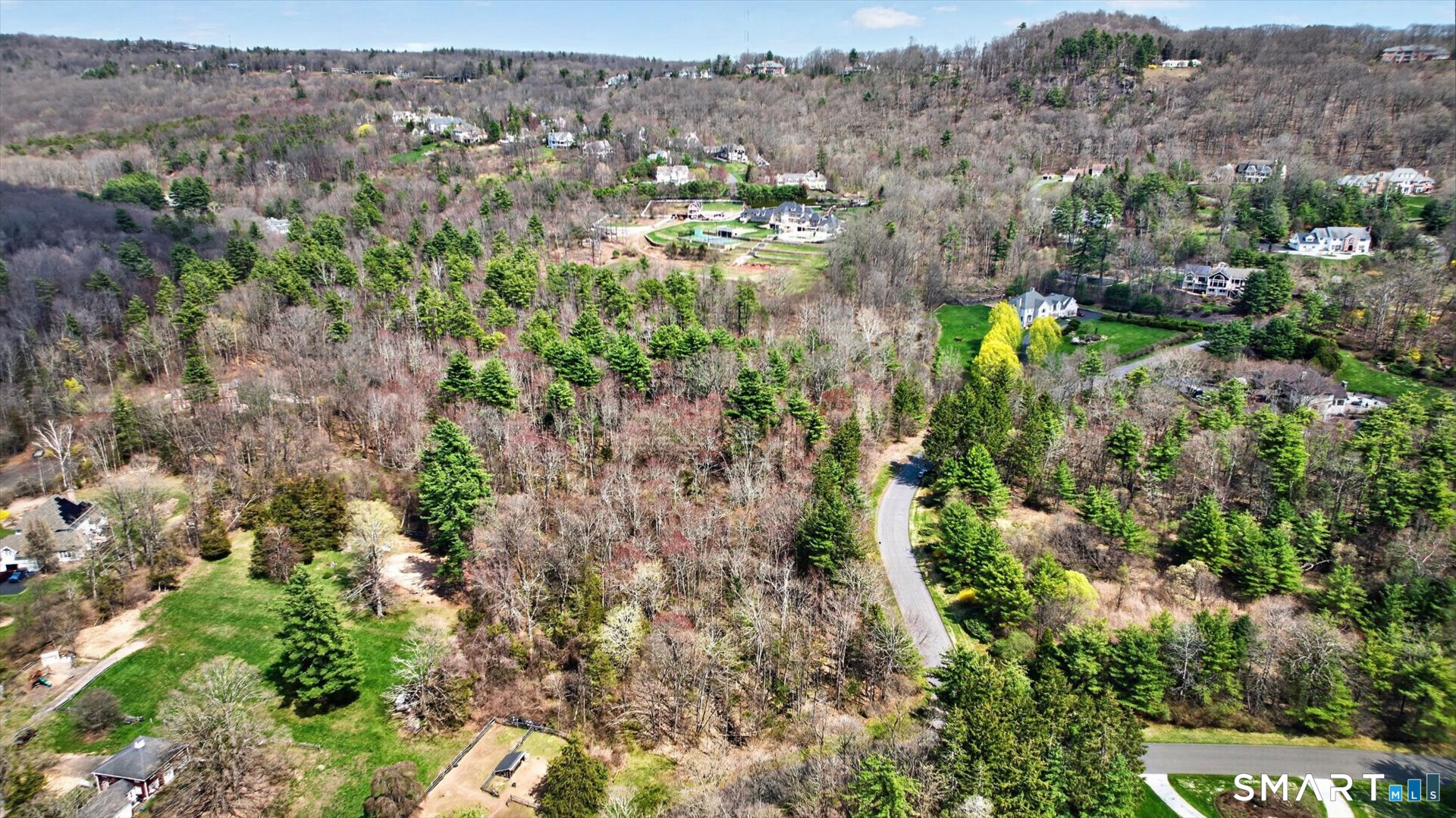 10 Breezy Knoll Avon CT 06001