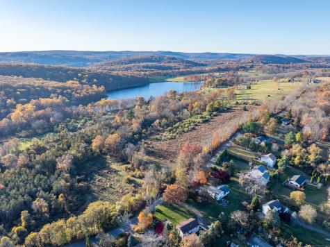 Candlewood Mountain Road New Milford CT 06776