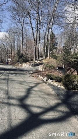 21 Wicks Manor Drive Danbury CT 06810
