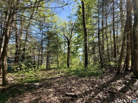 7 West Side Drive Barkhamsted CT 06063