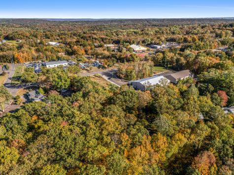 163 Amity Road Bethany CT 06524