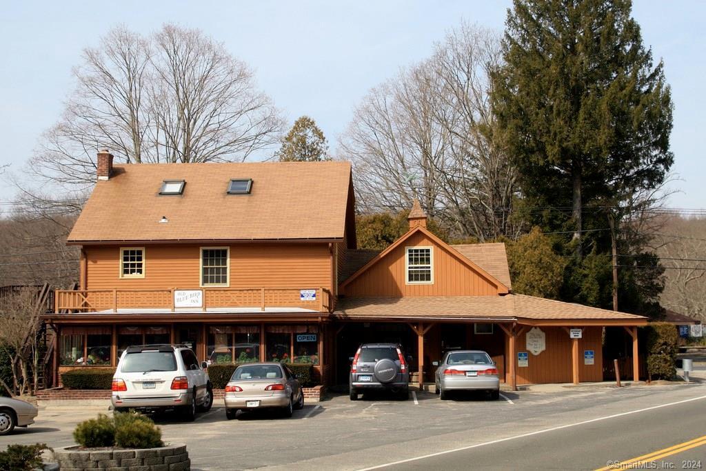 897 Sport Hill Road Easton CT 06612