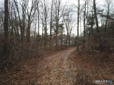 1 Houperts Way Clinton CT 06413