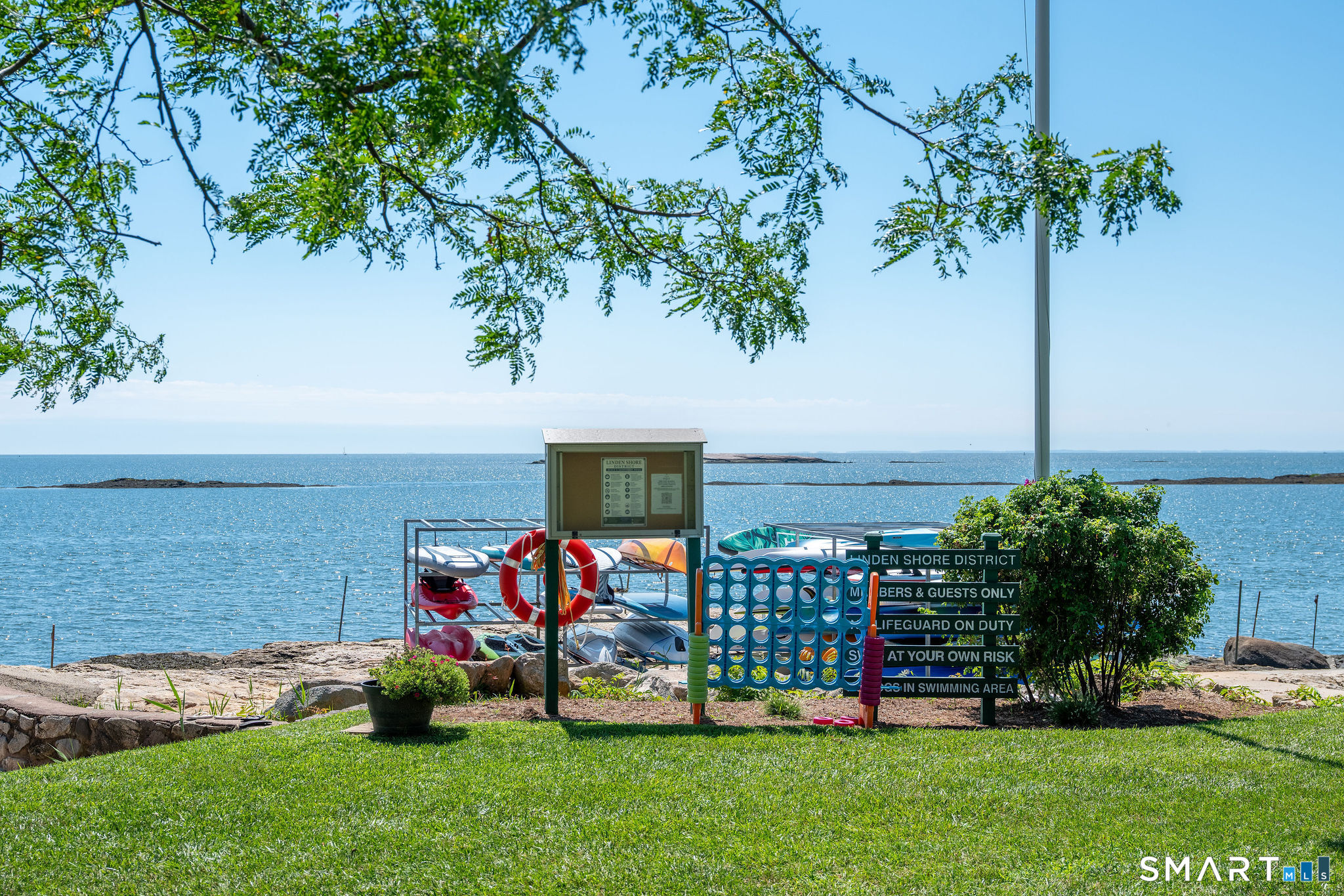 31 Pawson Road Branford CT 06405