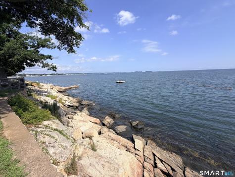 31 Pawson Road Branford CT 06405