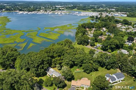 31 Pawson Road Branford CT 06405