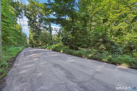 62 Coppermine Road Oxford CT 06478