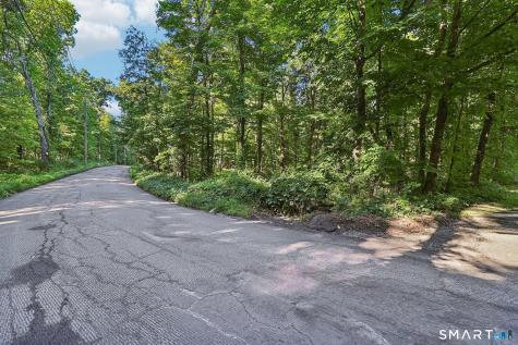 62 Coppermine Road Oxford CT 06478