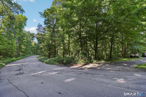 62 Coppermine Road Oxford CT 06478